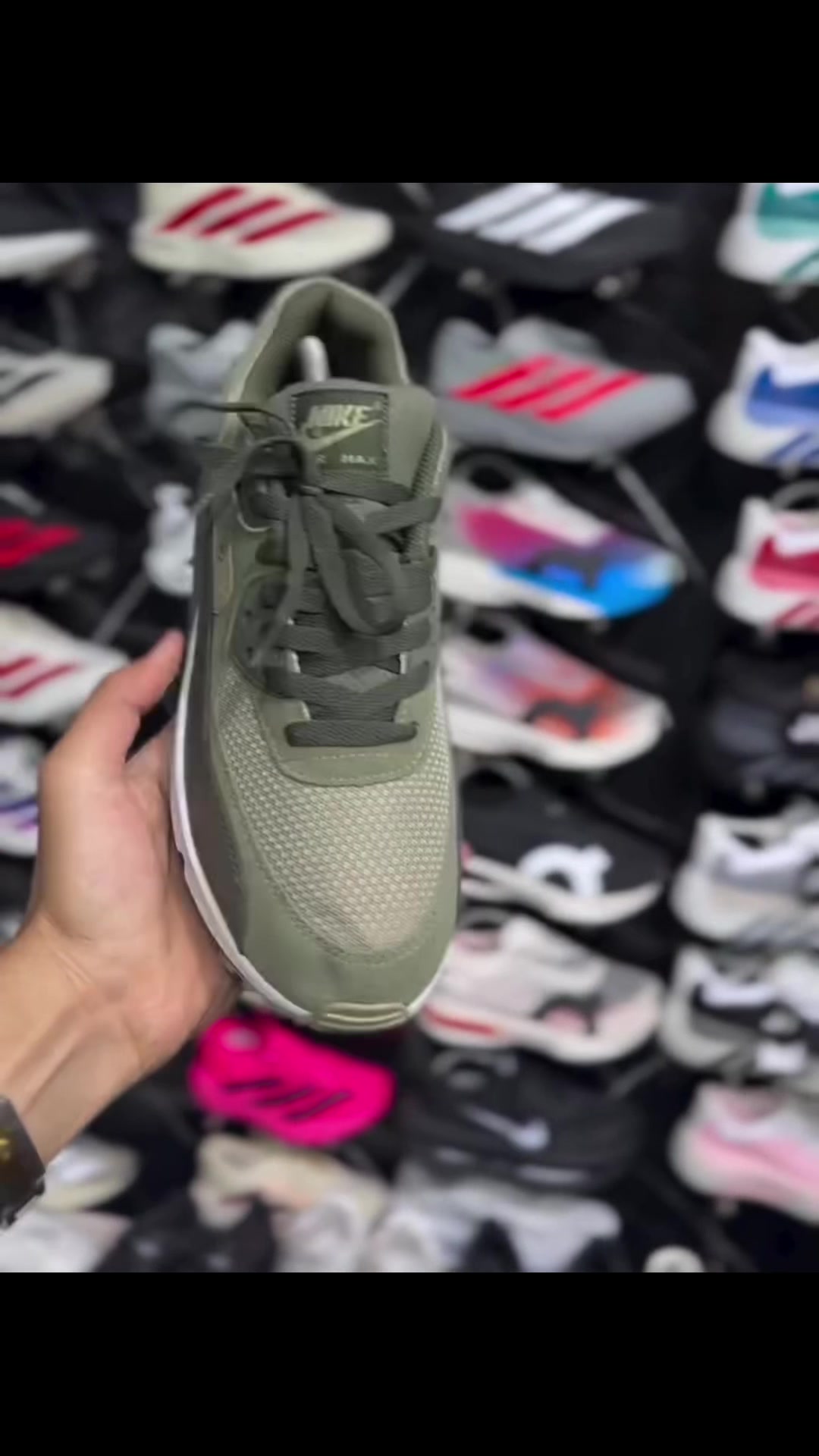 @sneakerhead2cpt