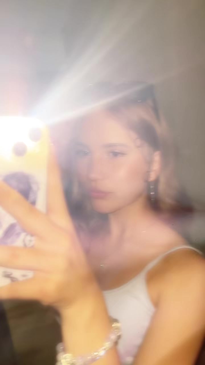 @алиса
