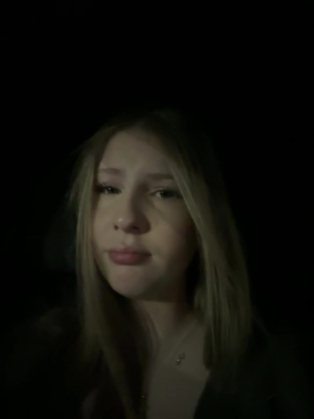 @𝐂𝐡𝐚𝐫𝐥𝐨𝐭𝐭𝐞