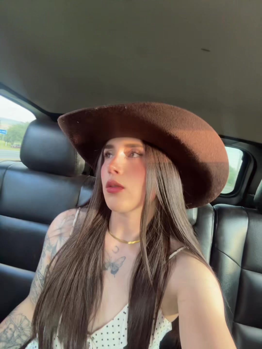 @Angeles 🦋🤠