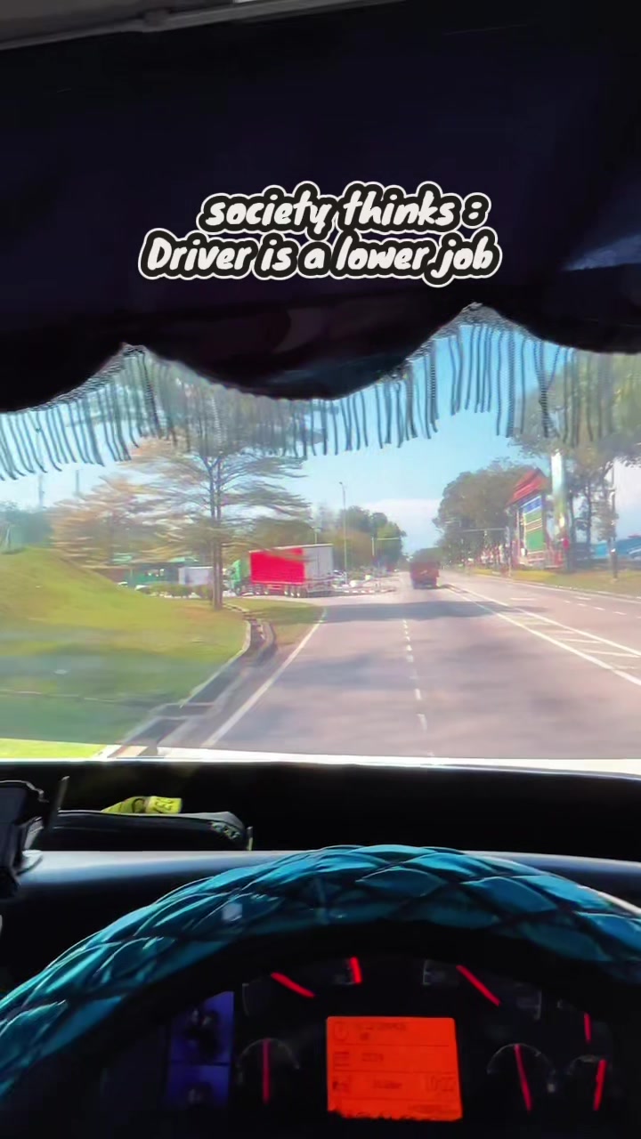 @Macha Truckers