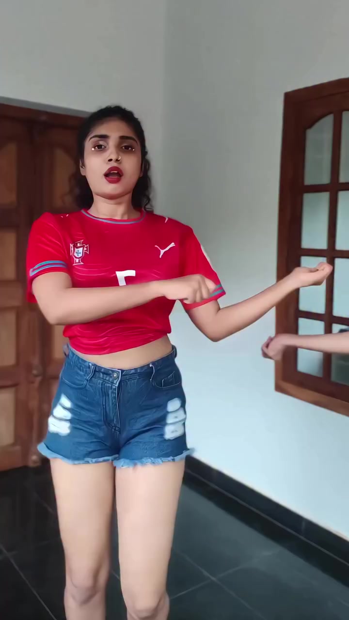 @Neeruttyy_Chinuttyy