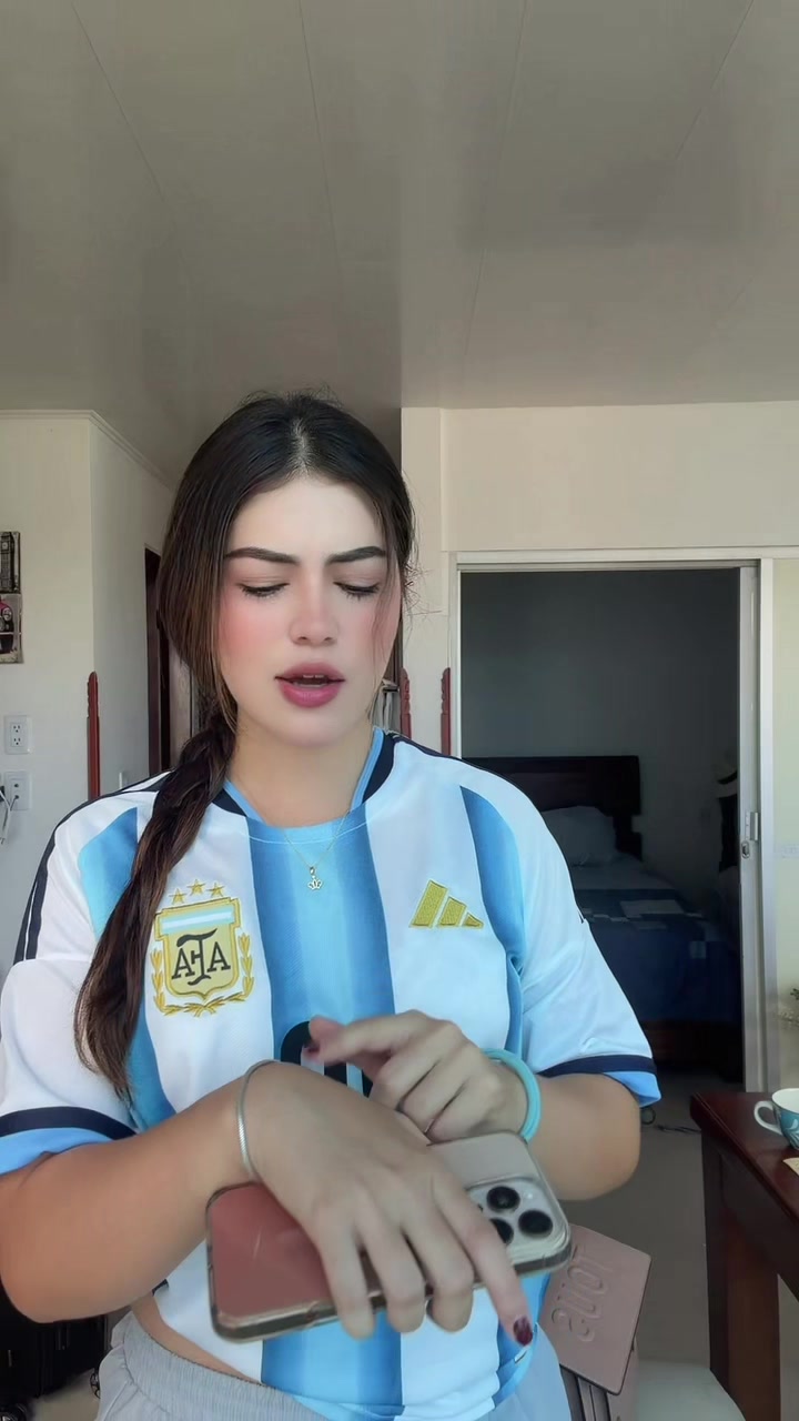 @Daniela Villarreal🦁🏆