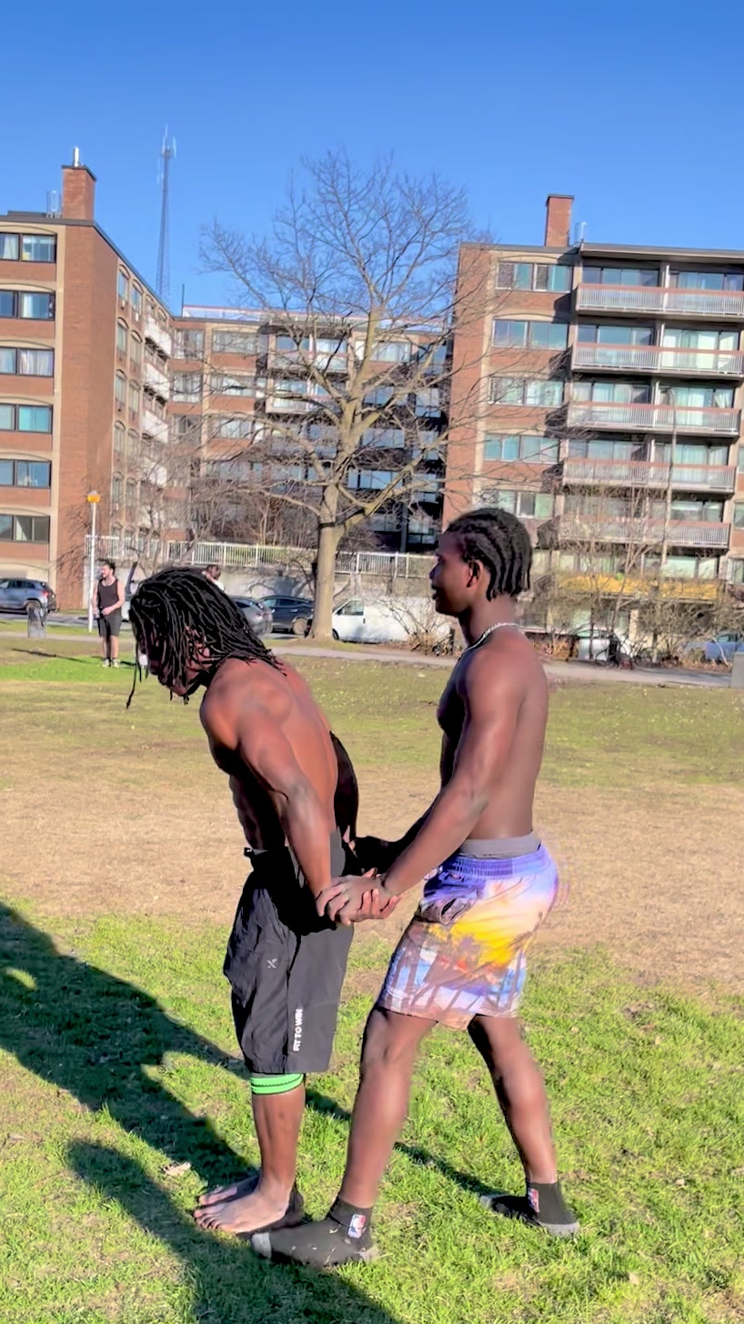 @DONBLOZO..🇬🇳🇨🇦