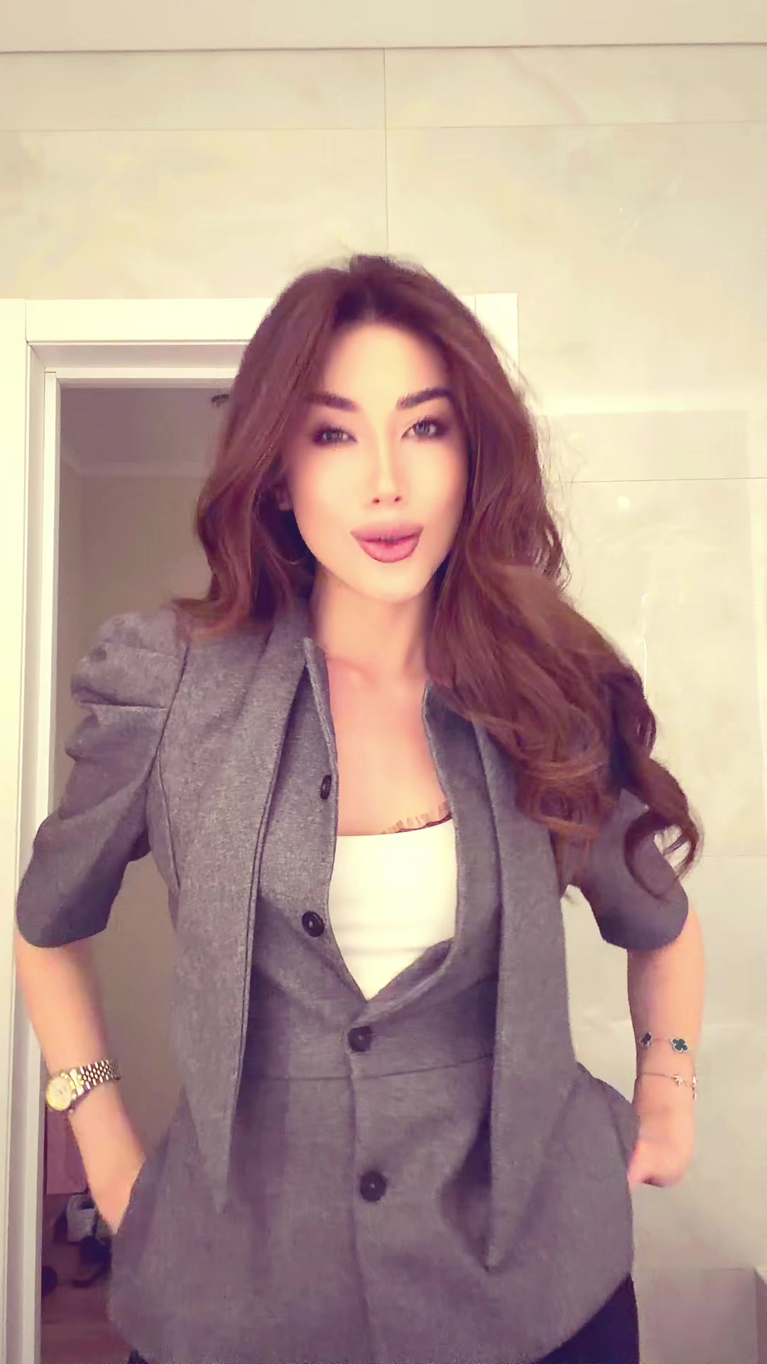@Zhamilya Azilkhanova