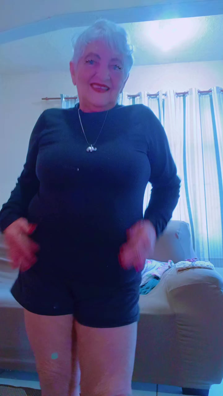 @Am&eacute;lia