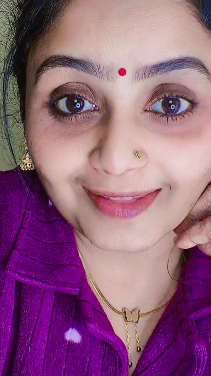 @🧿🦋DHanYA SUreSh🦋🧿