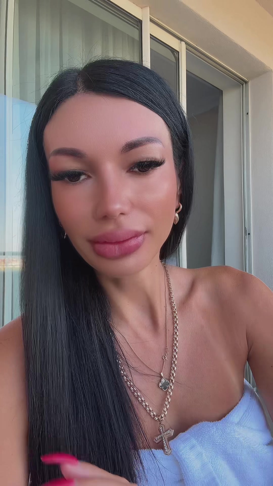 @viktoriay