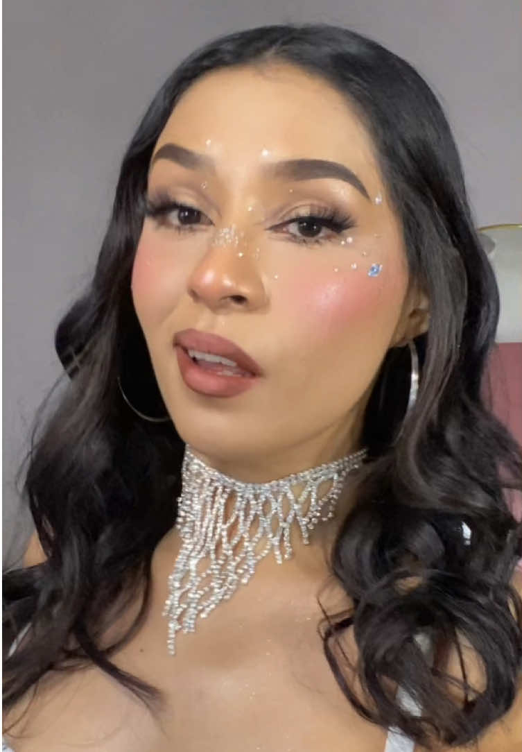 @JENN HERN&Aacute;NDEZ
