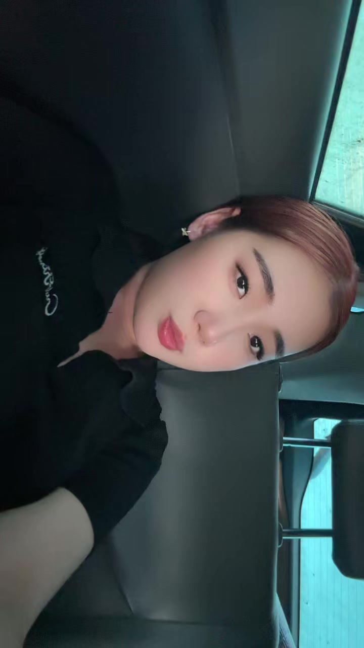 @emvjnne_