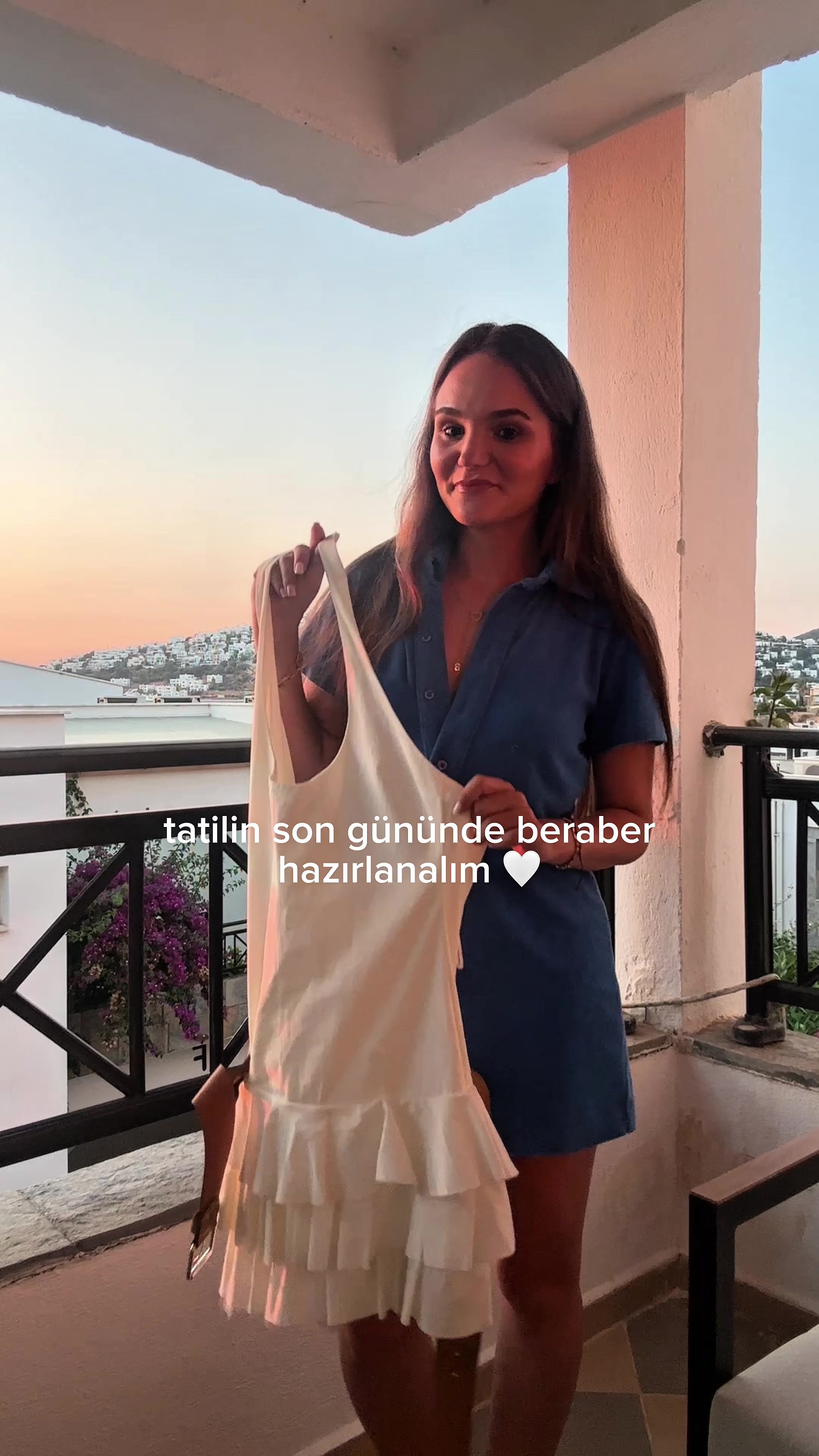 @Mina Akçin