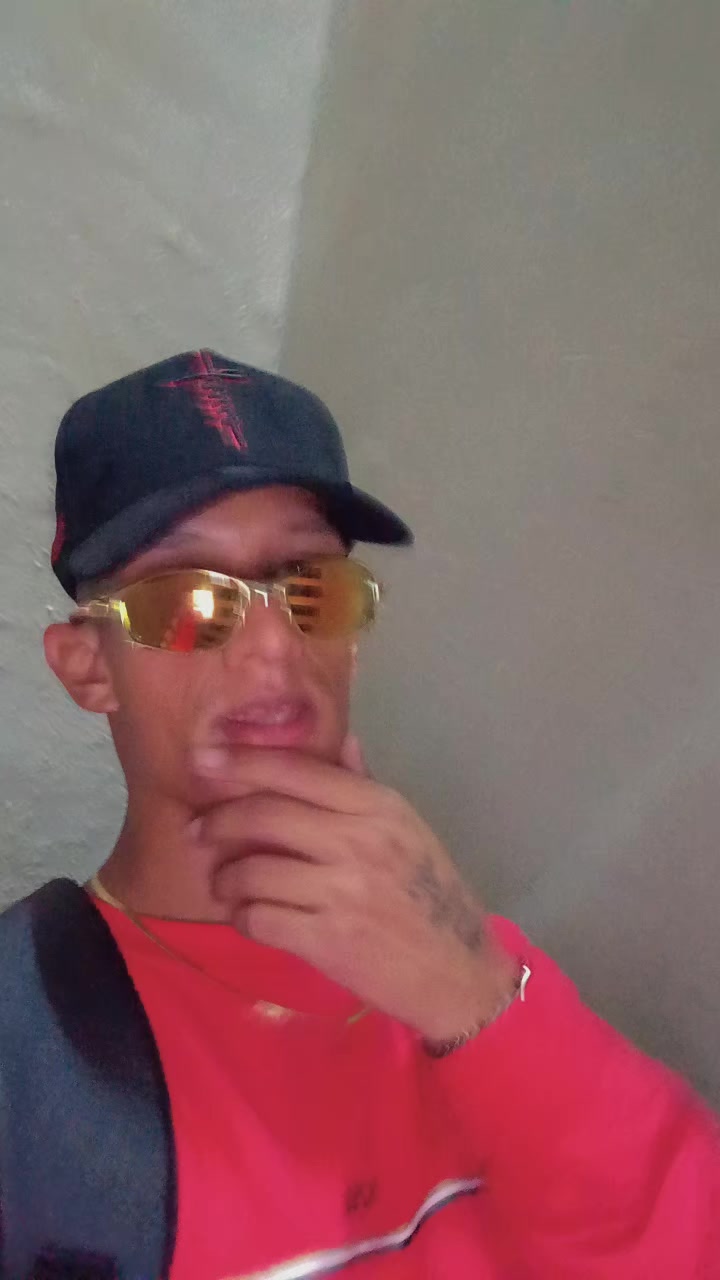 @Alejxx🖤