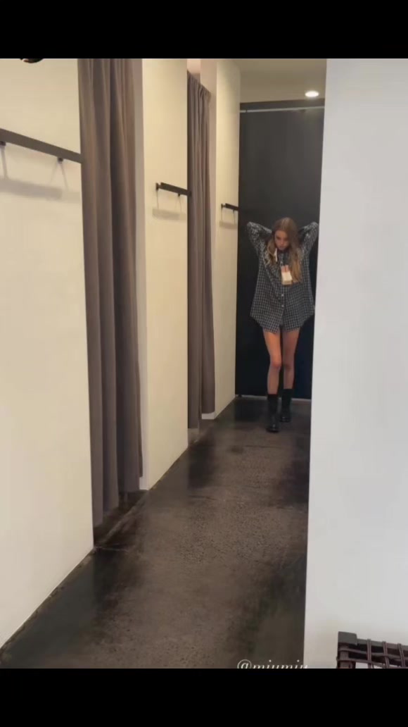@anni
