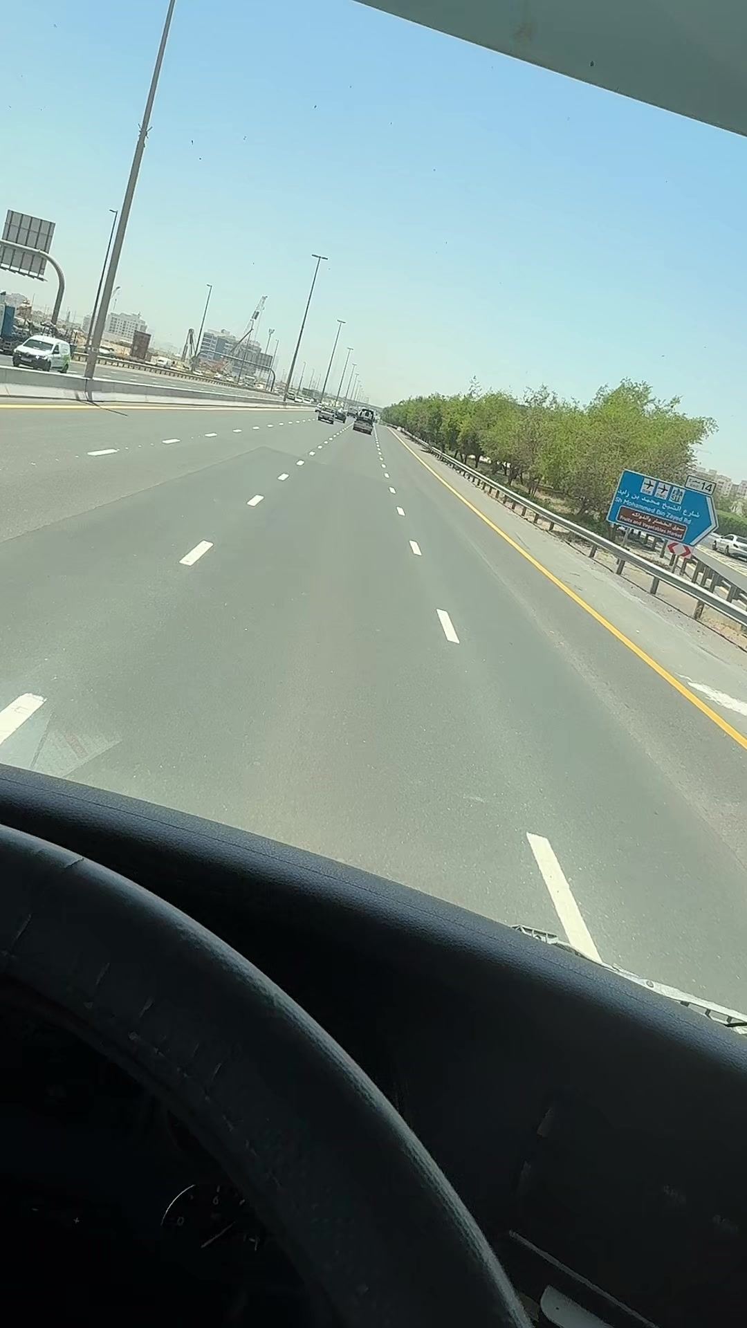 @ਅੰਬਰਸਰੀਆ ਭਾਊ   🦅🦅🦅