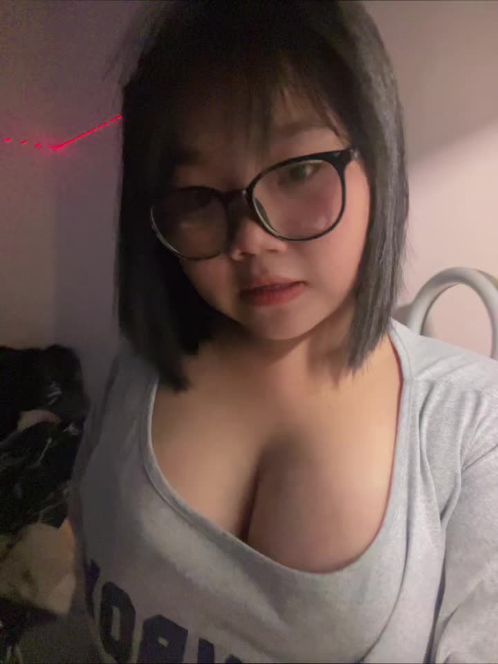 @แตงโมงับ💜🦖