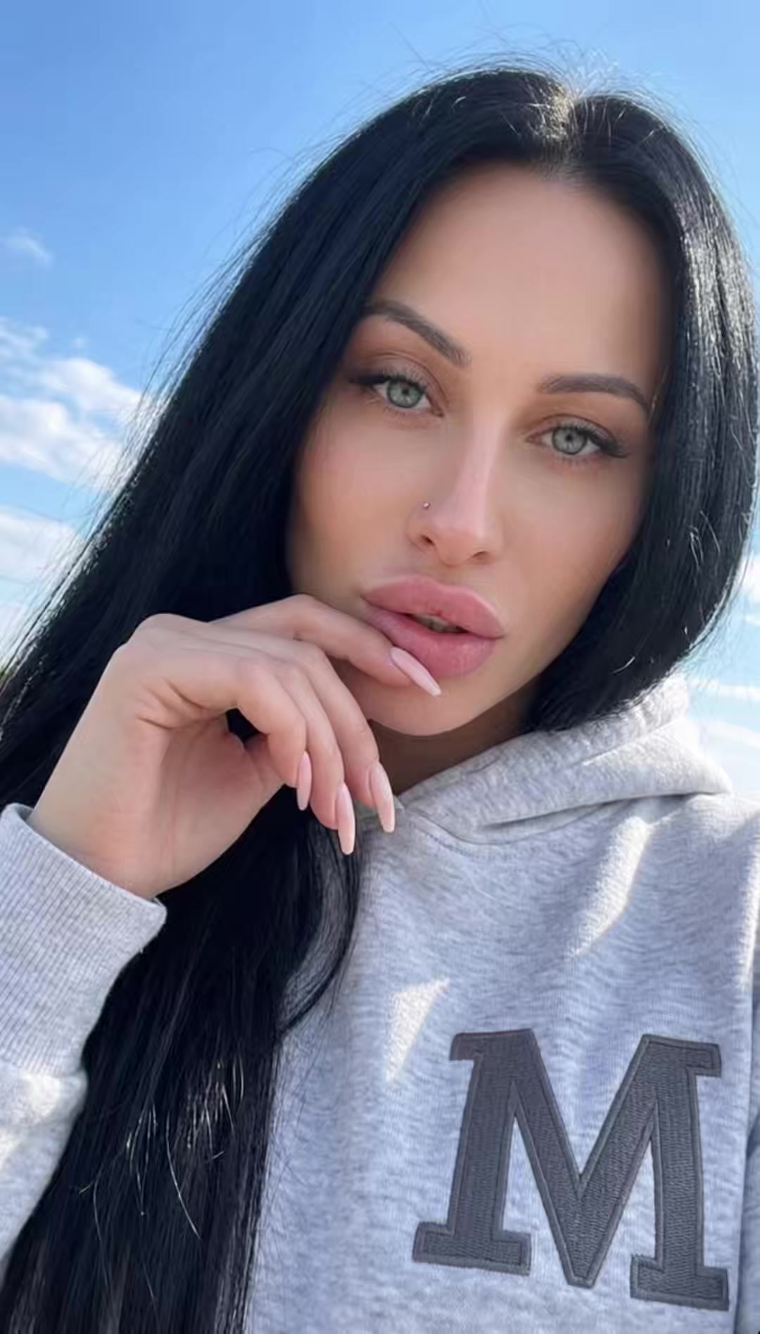 @👑