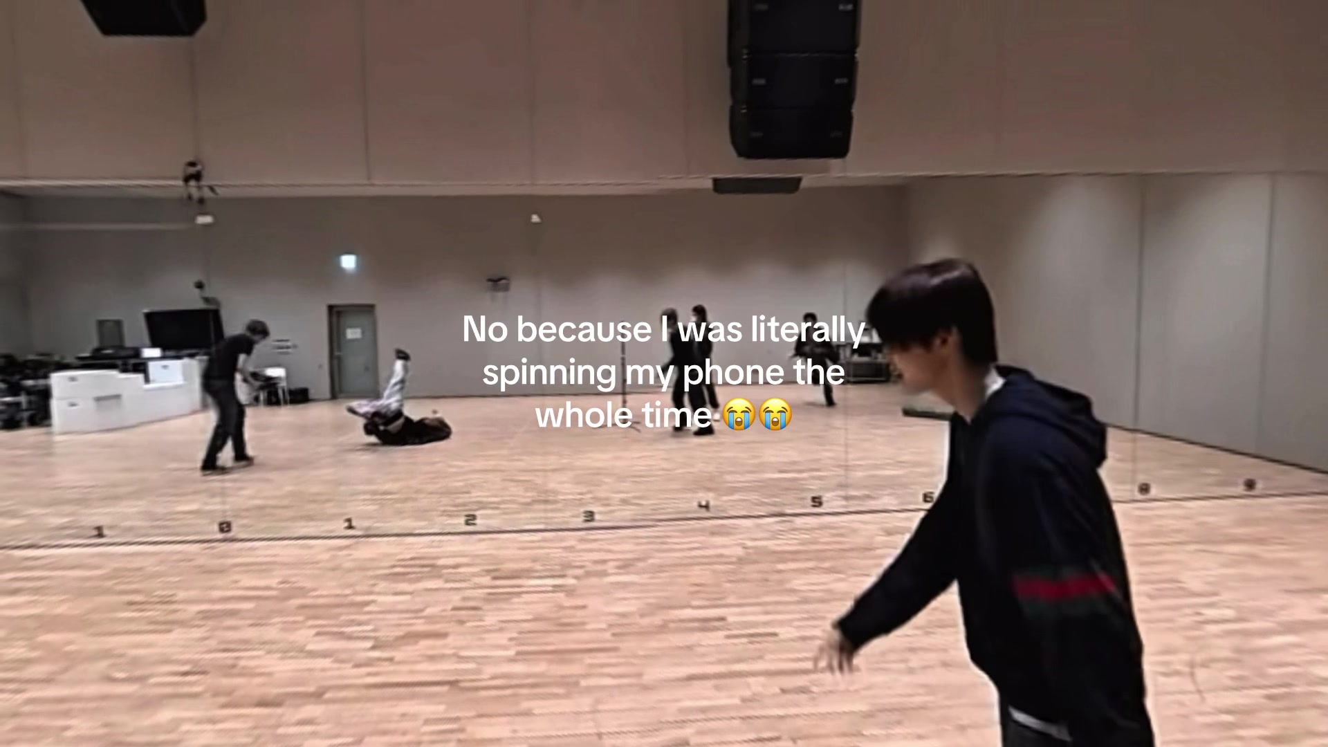 @Seonghyeon's dimples ⋆˚꩜。