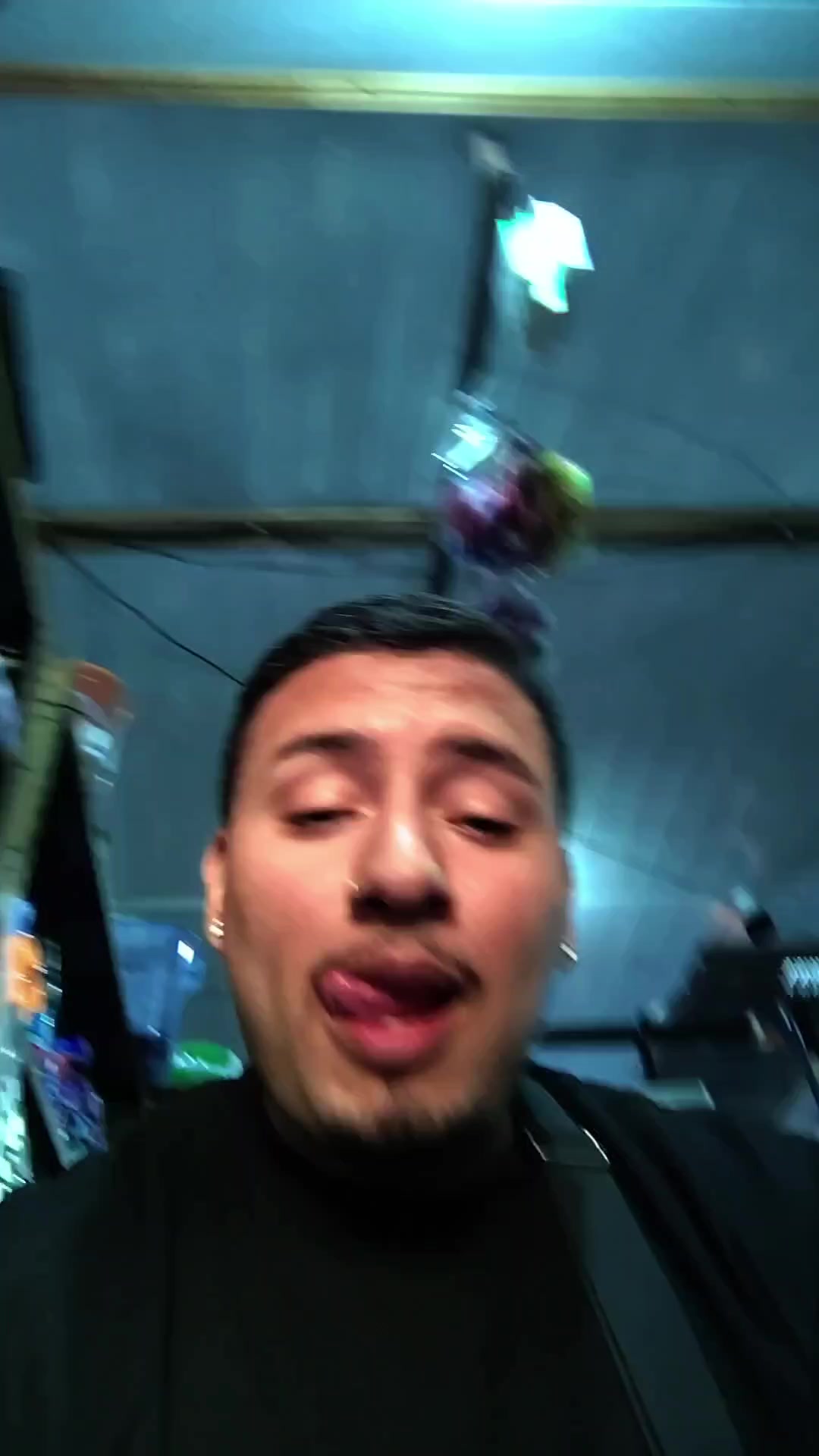 @Thai 🇨🇷