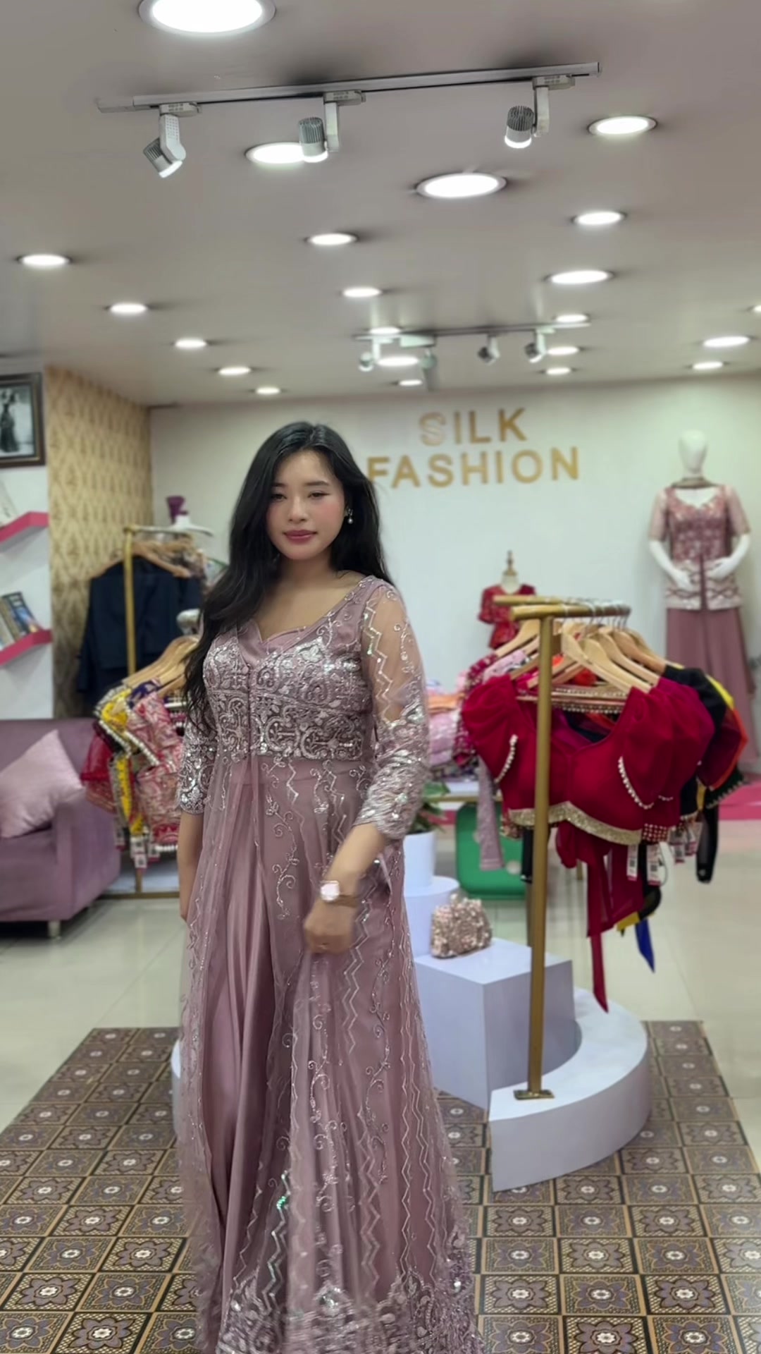 @Silk fashion