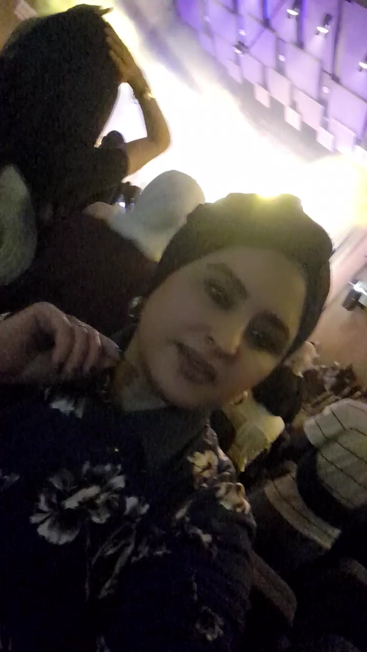 @صانعة التحدي .