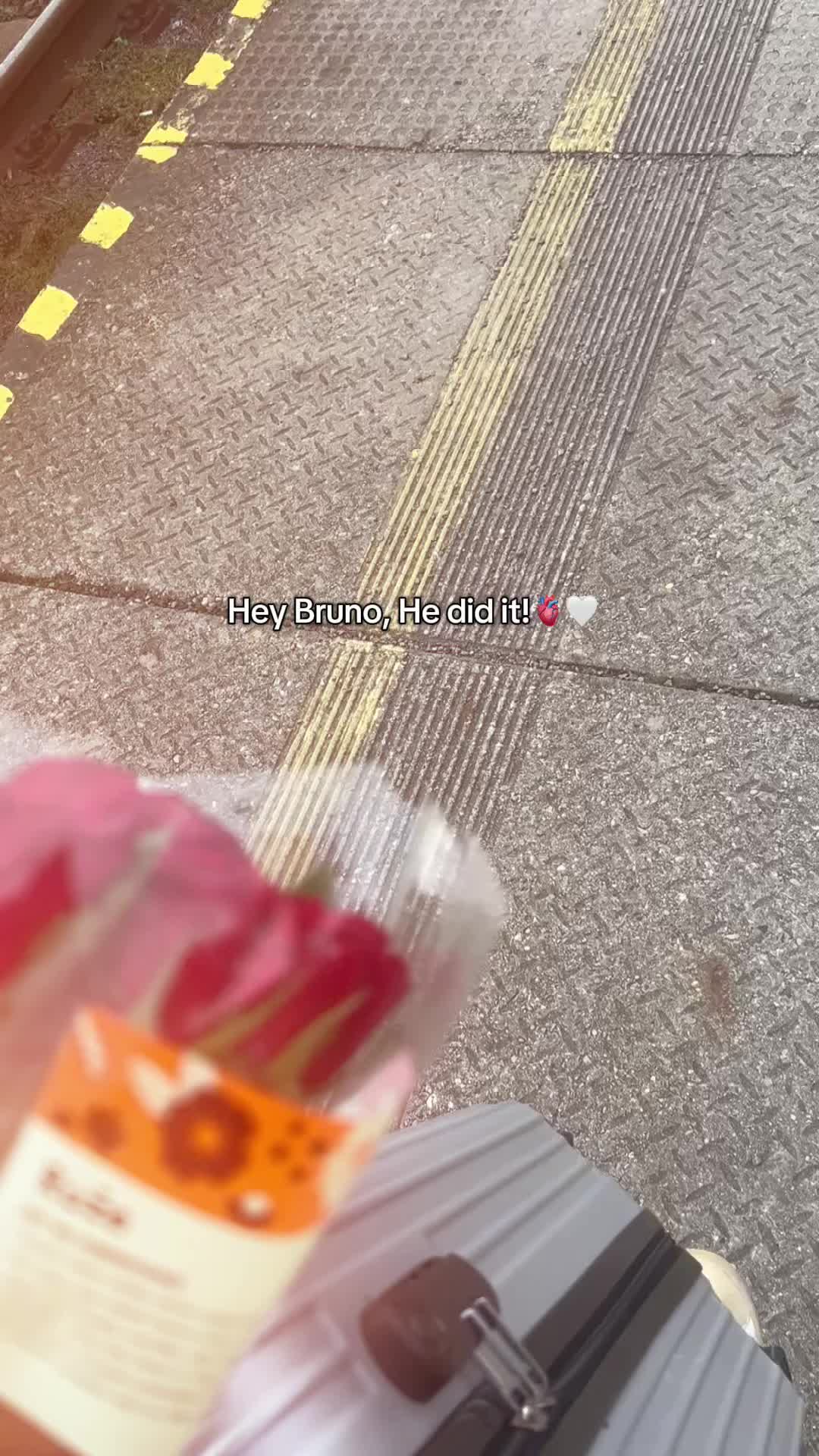 @ASH 🇪🇺🇸🇰