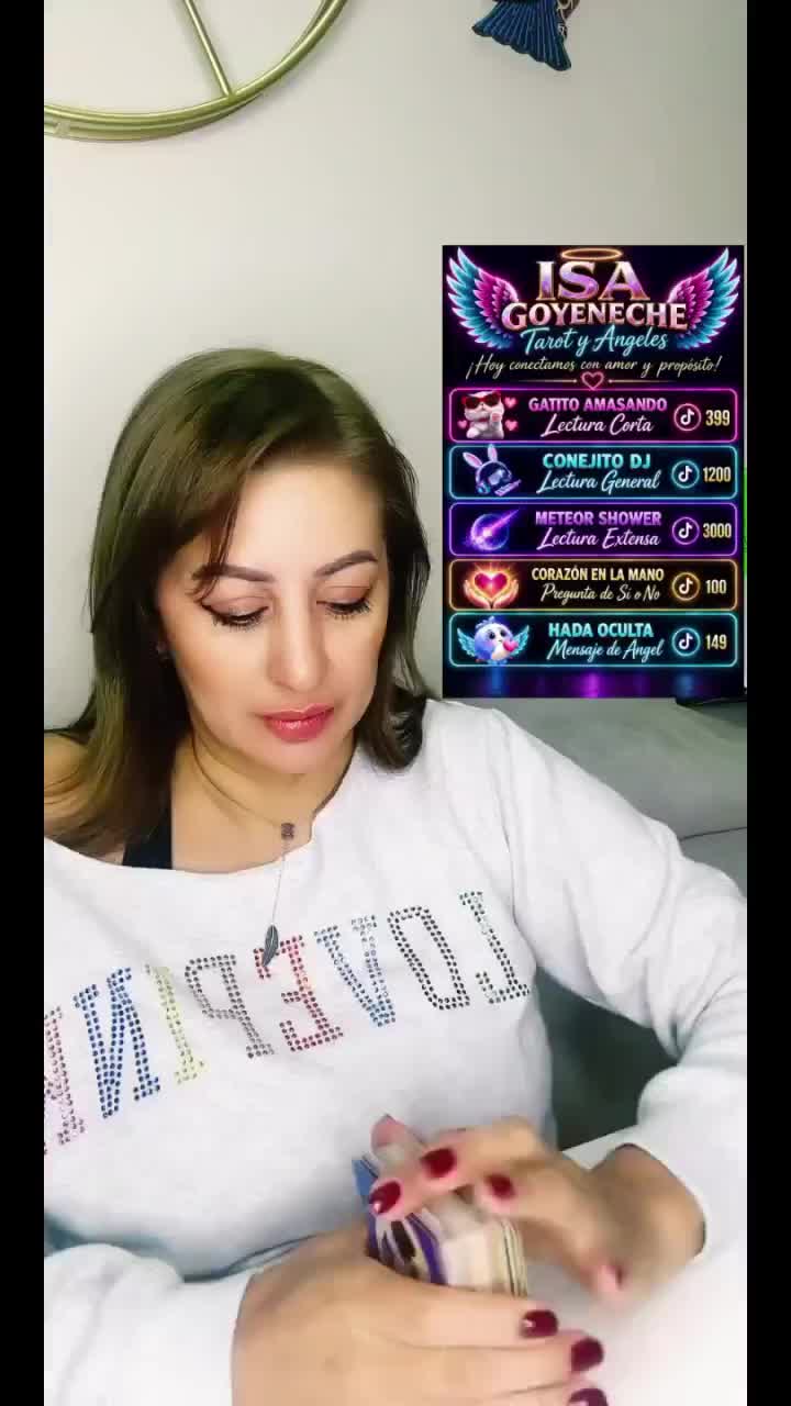 @Isa Goyeneche Tarot y Ángeles