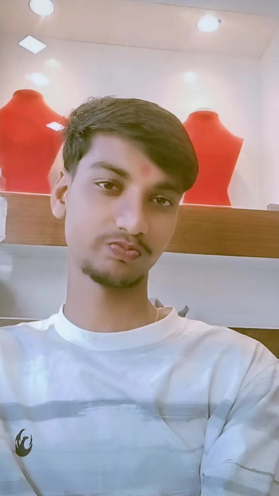 @Ãbhï søñy🫰👀