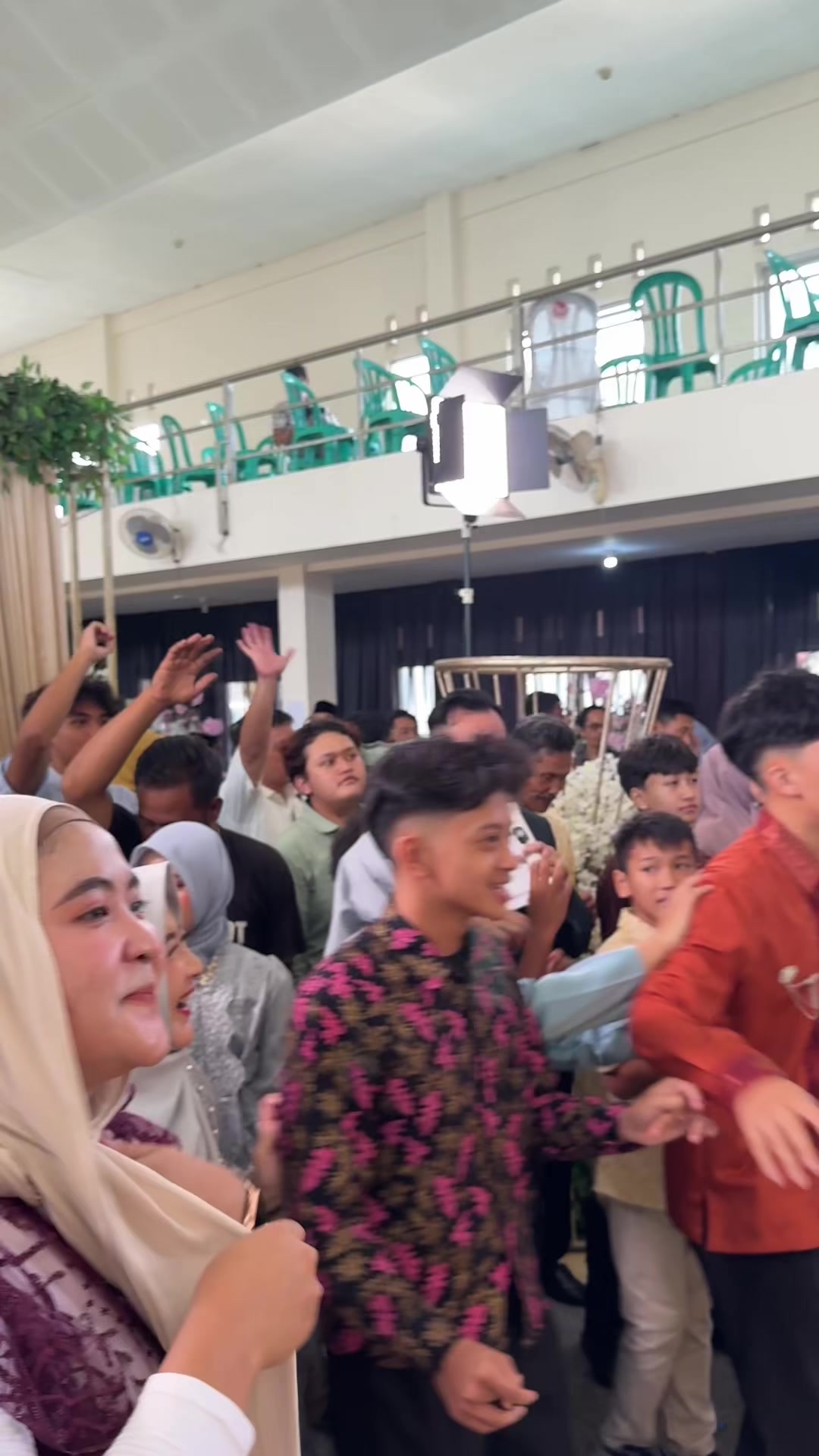 @Ibeng Herlambang