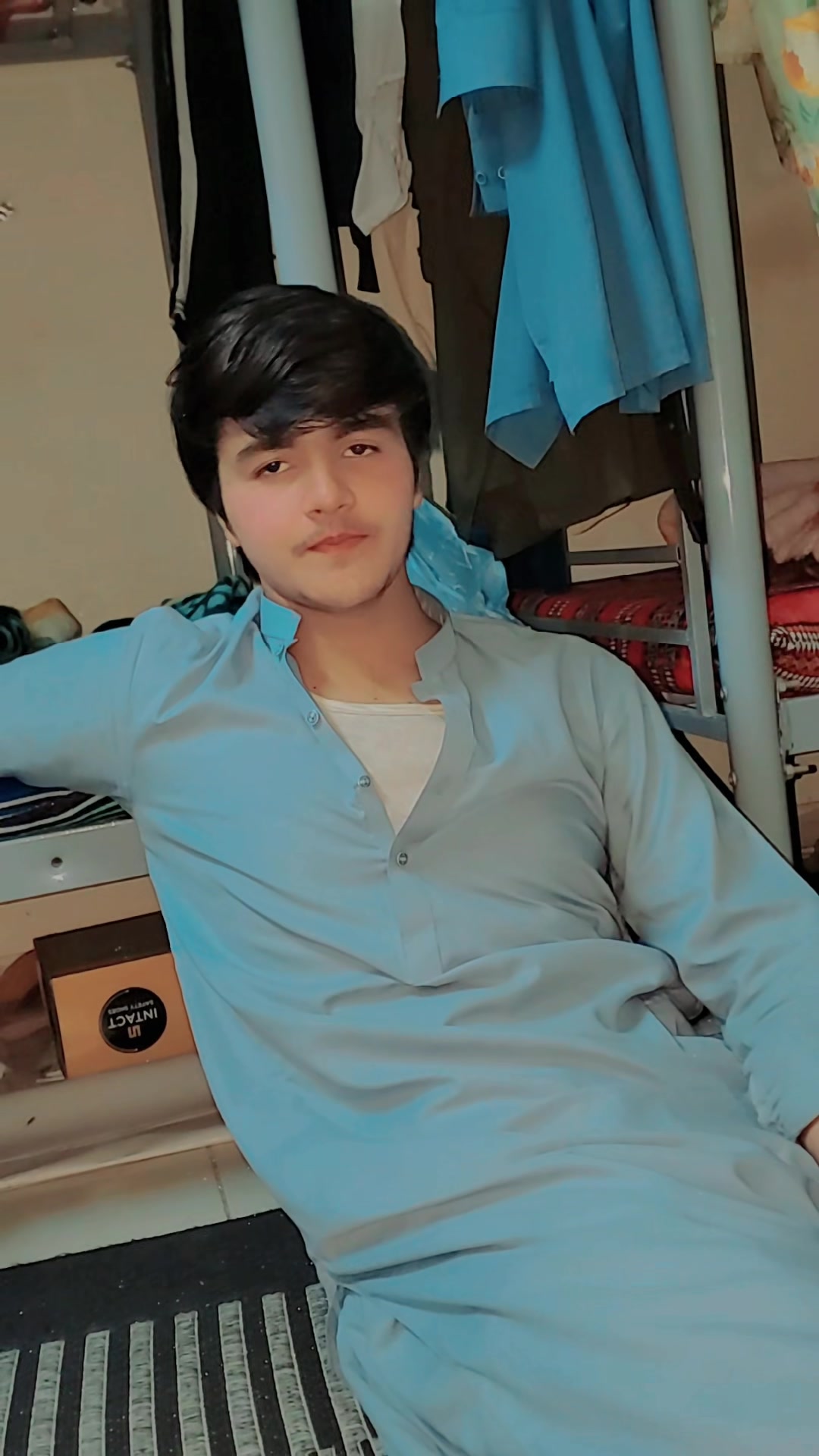 @zeeshan Khan45z