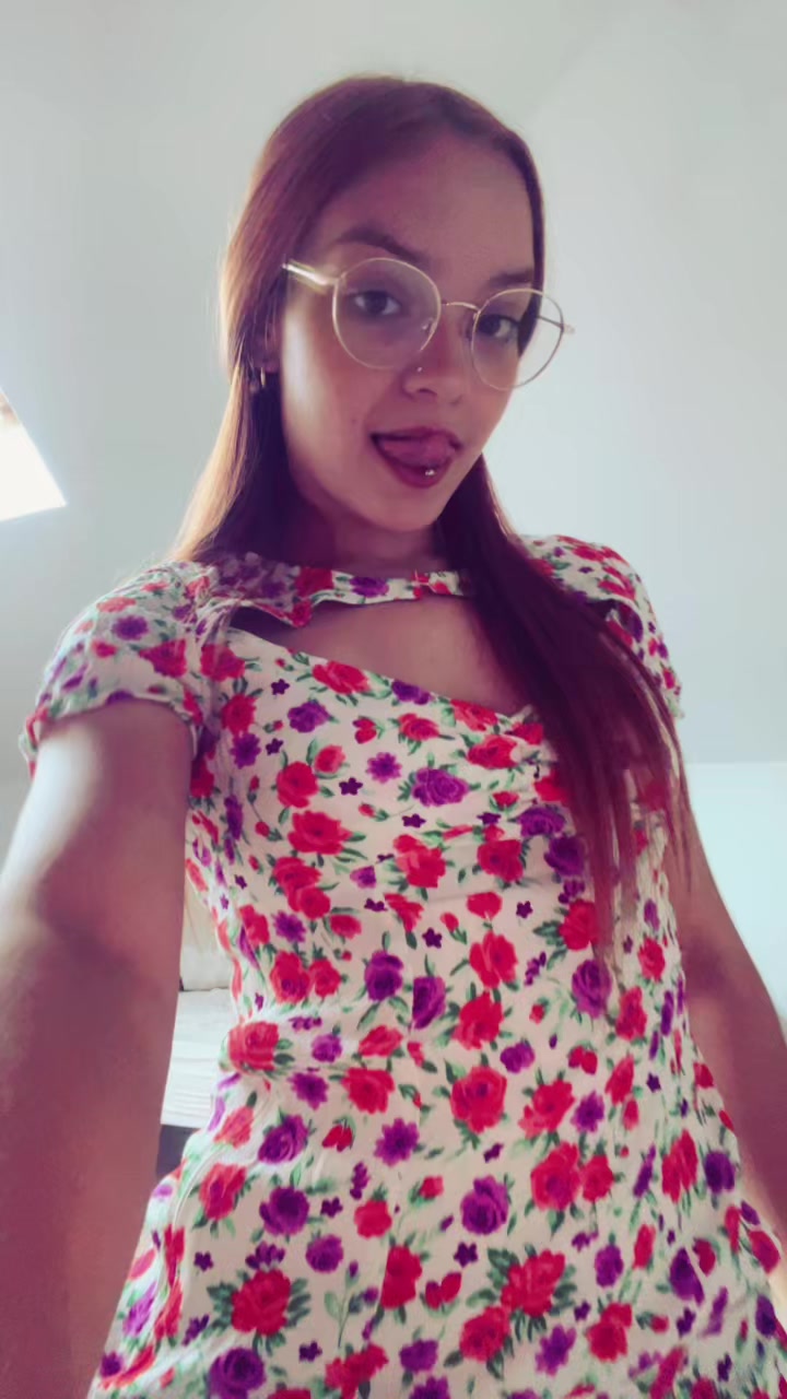 @camilezcano__