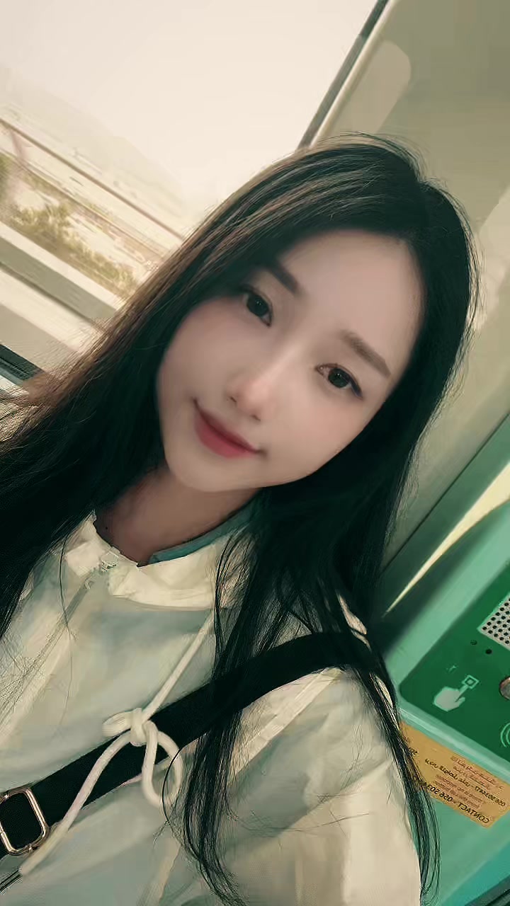 @jeenaraiii