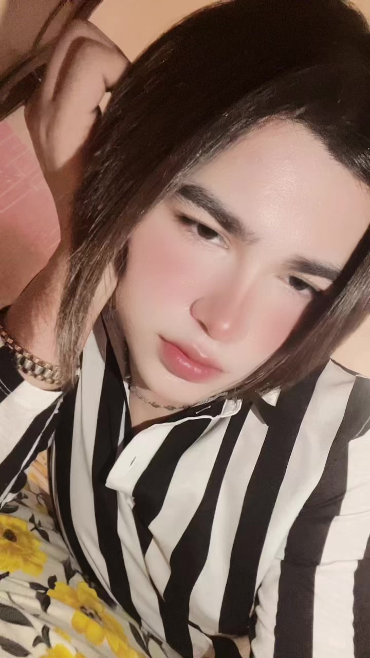 @Fadii Khan🥀🇦🇪🥵
