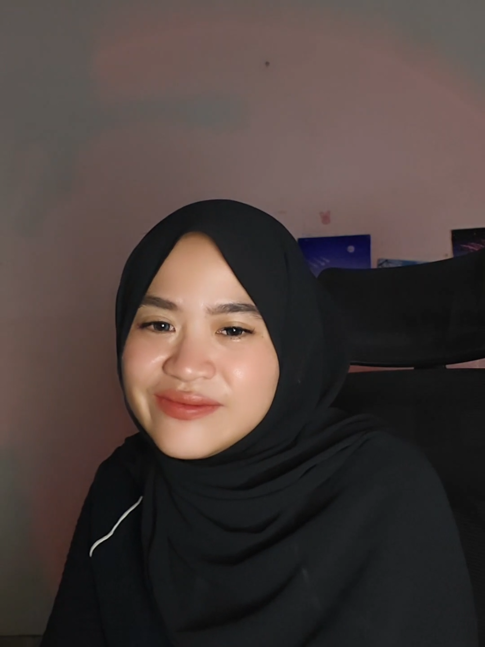 @myshofia17
