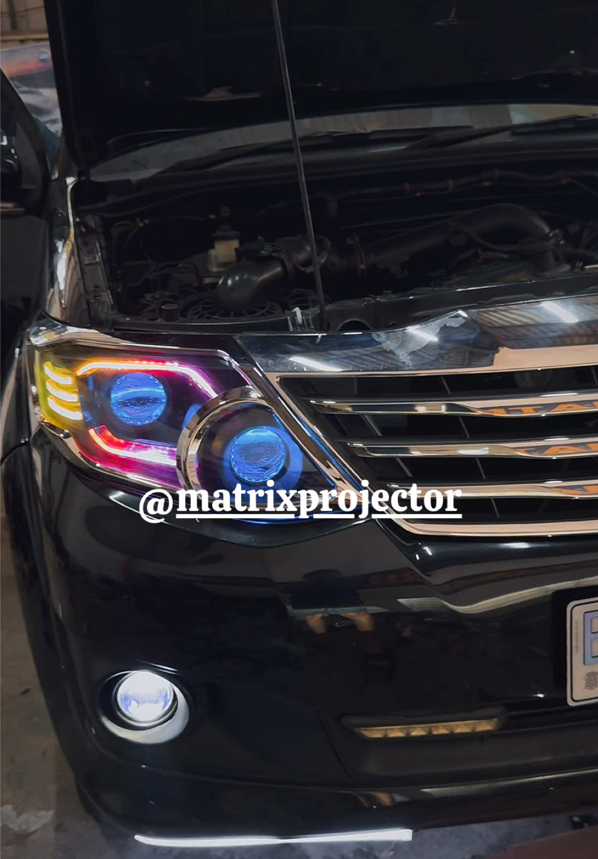 @MATRIX PROJECTOR