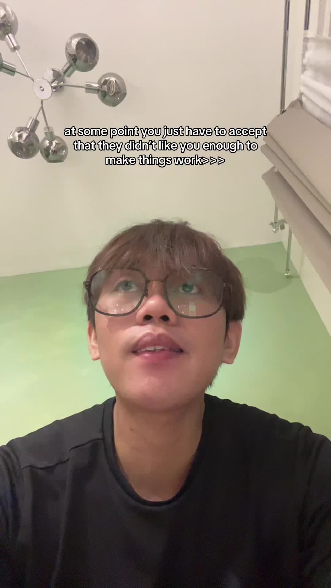 @dee🦋