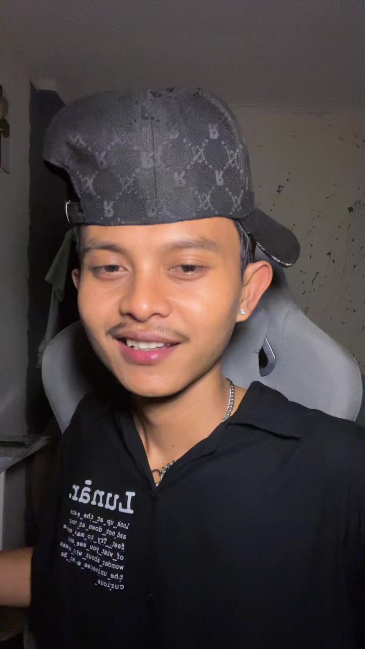 @Ezaardian