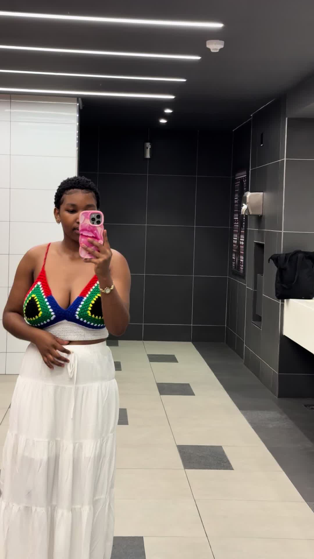 @Zee Zizibele ❤️