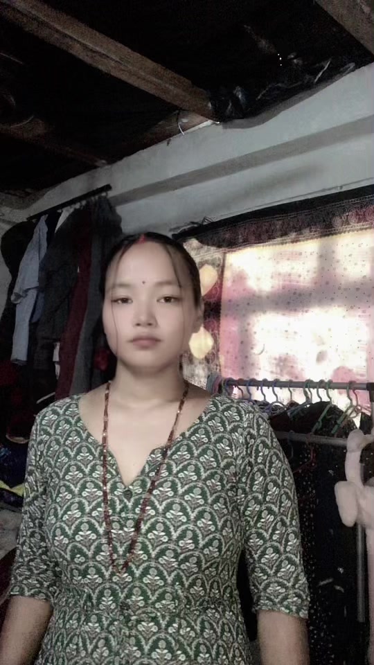 @SARU THAPA MAGAR👸🤘