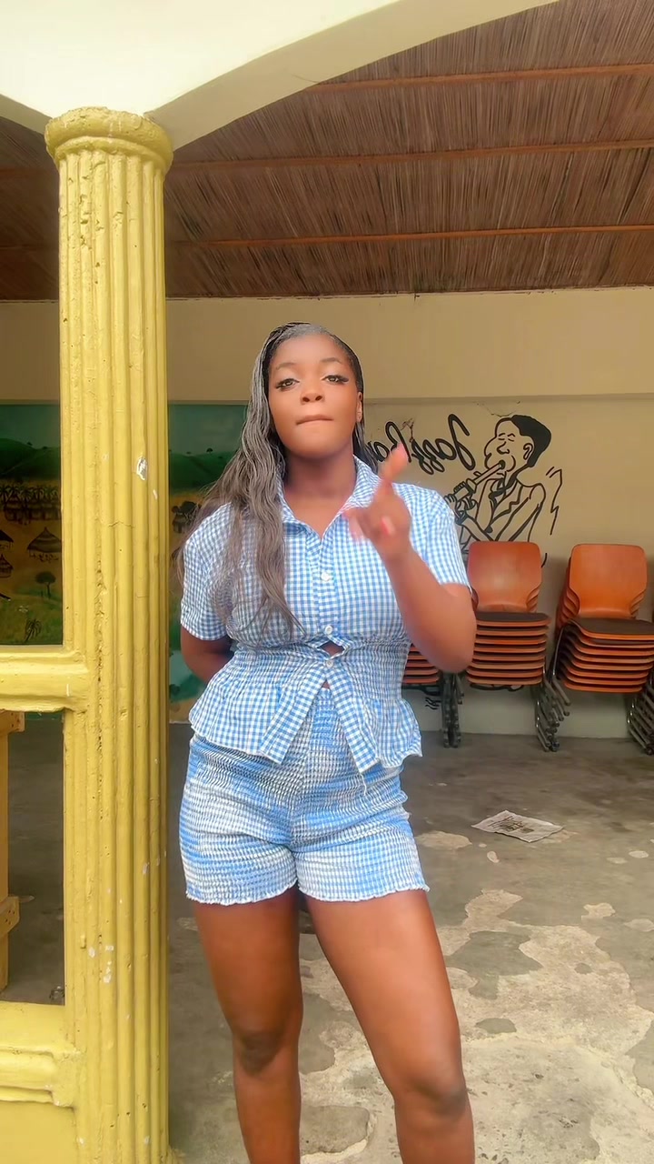 @joliegamine🇨🇬