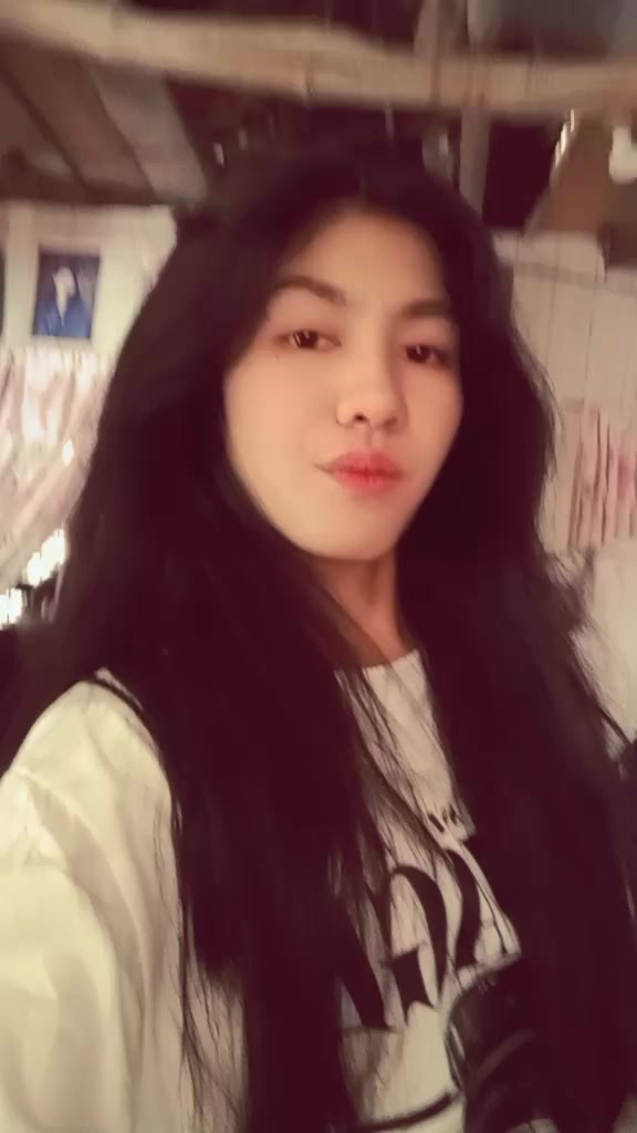 @Khxate🌻