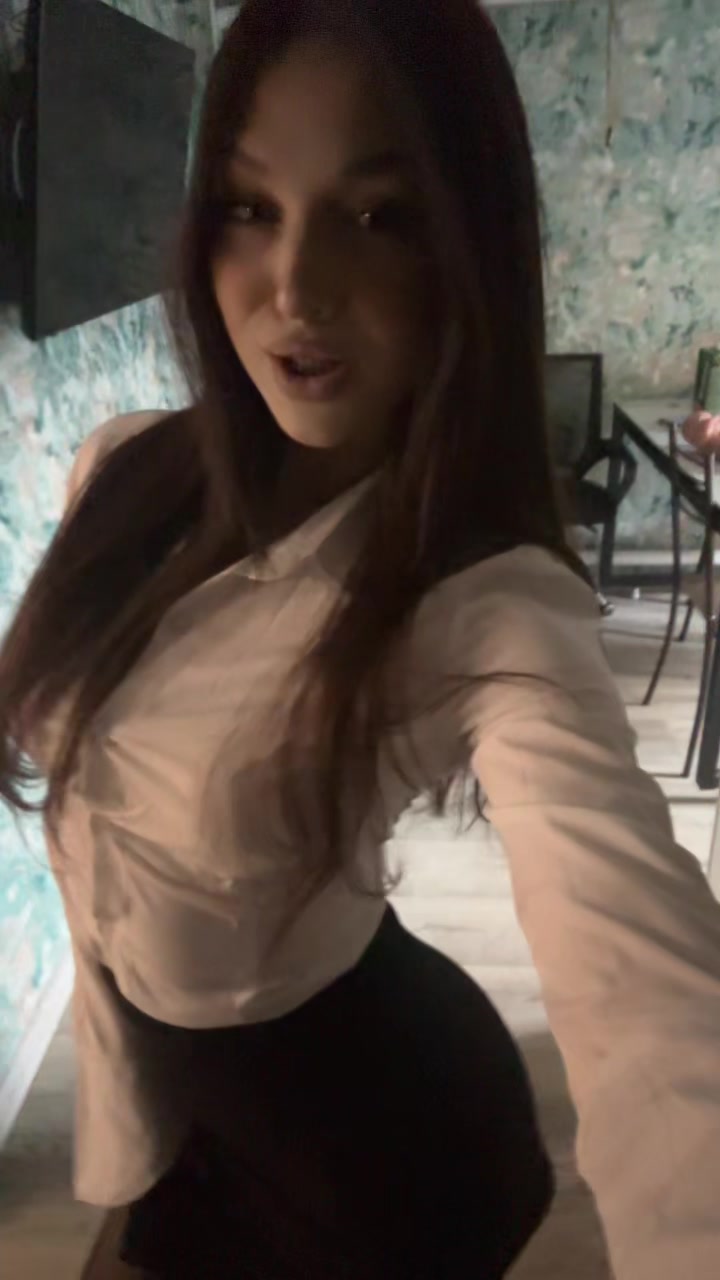 @_brunette_7777