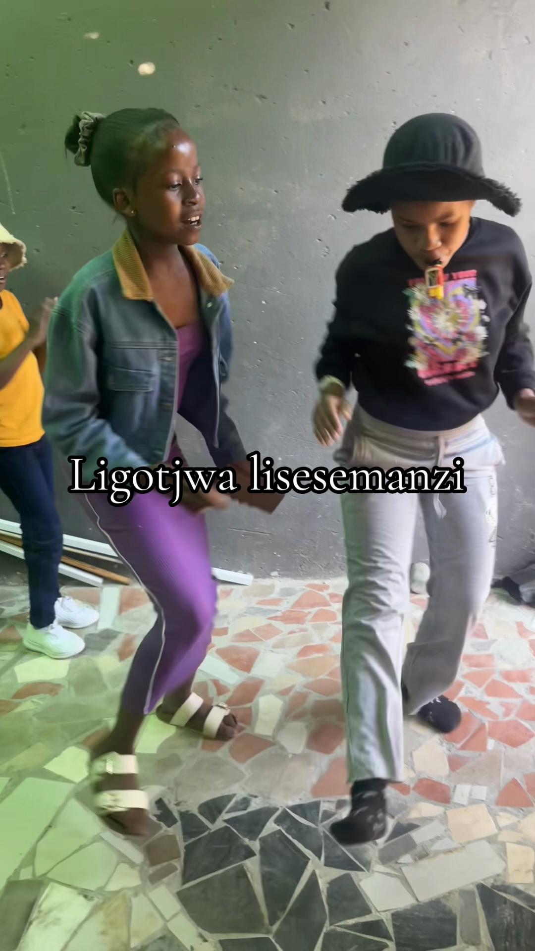 @Kwekwezana Yakwa Ngoma