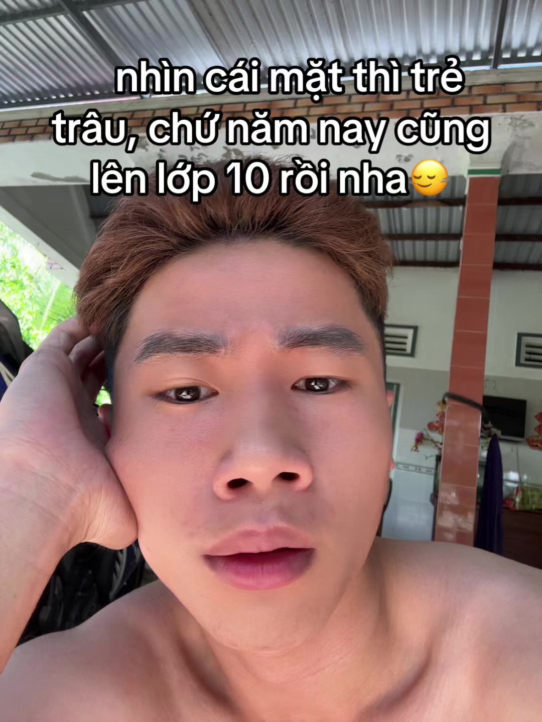 @đứa trẻ kh&ocirc;ng c&oacute; mẹ