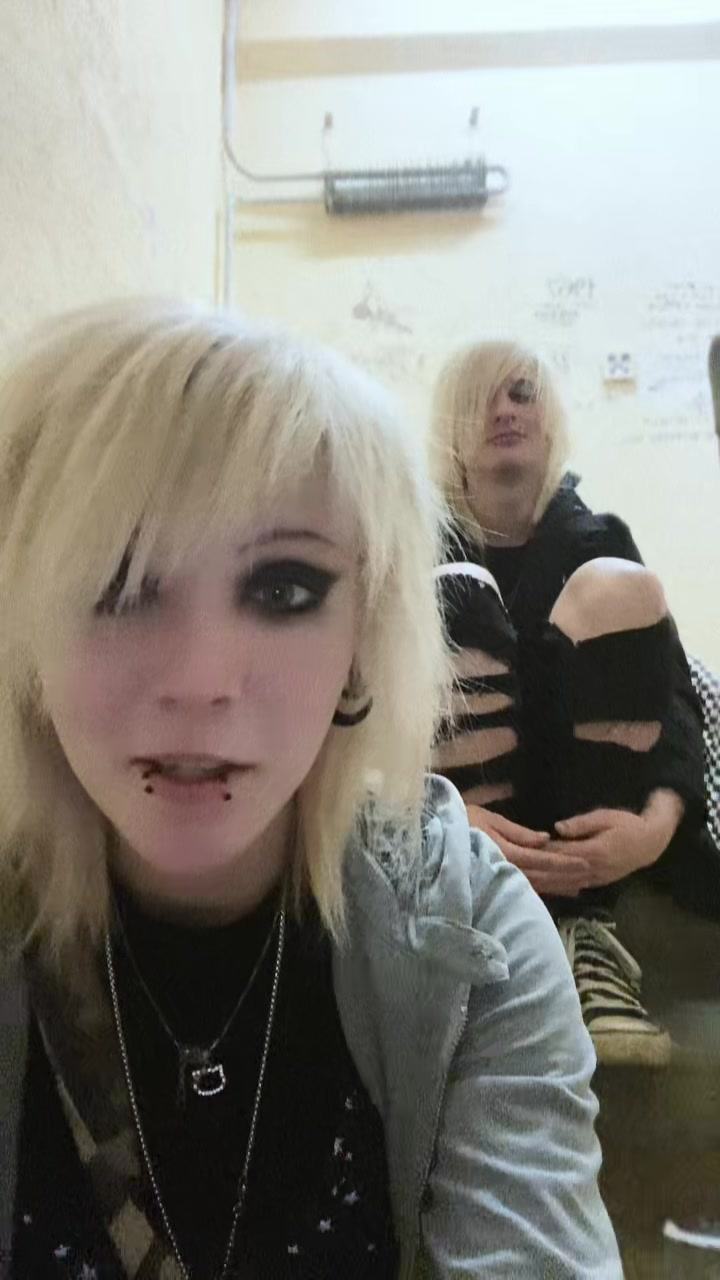 @ТГК:Crybaby Den@