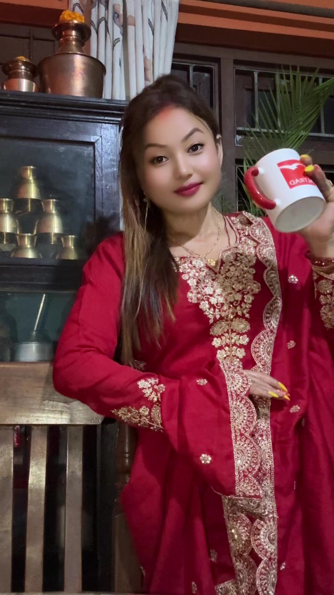 @🧿👑SHANKHUUमहारानी👑🧿