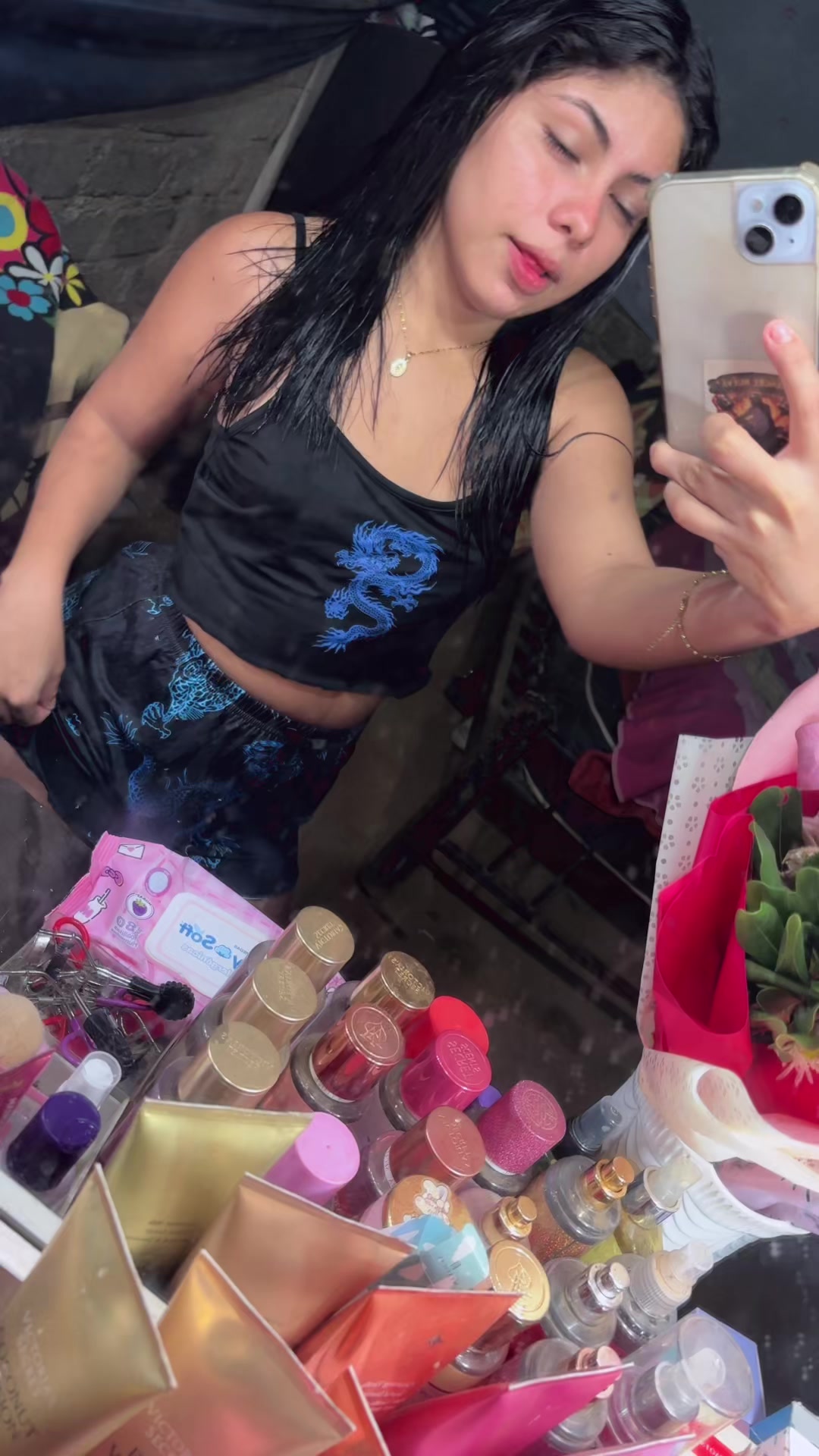 @roussanchez22