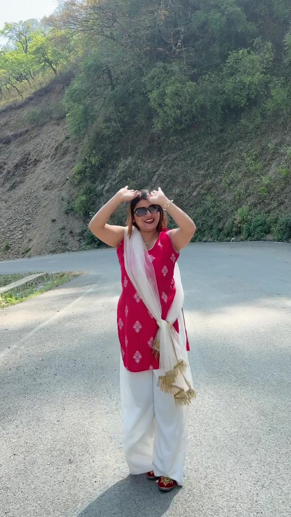 @सरु न्यौपाने भुसाल🦋❤️🦋