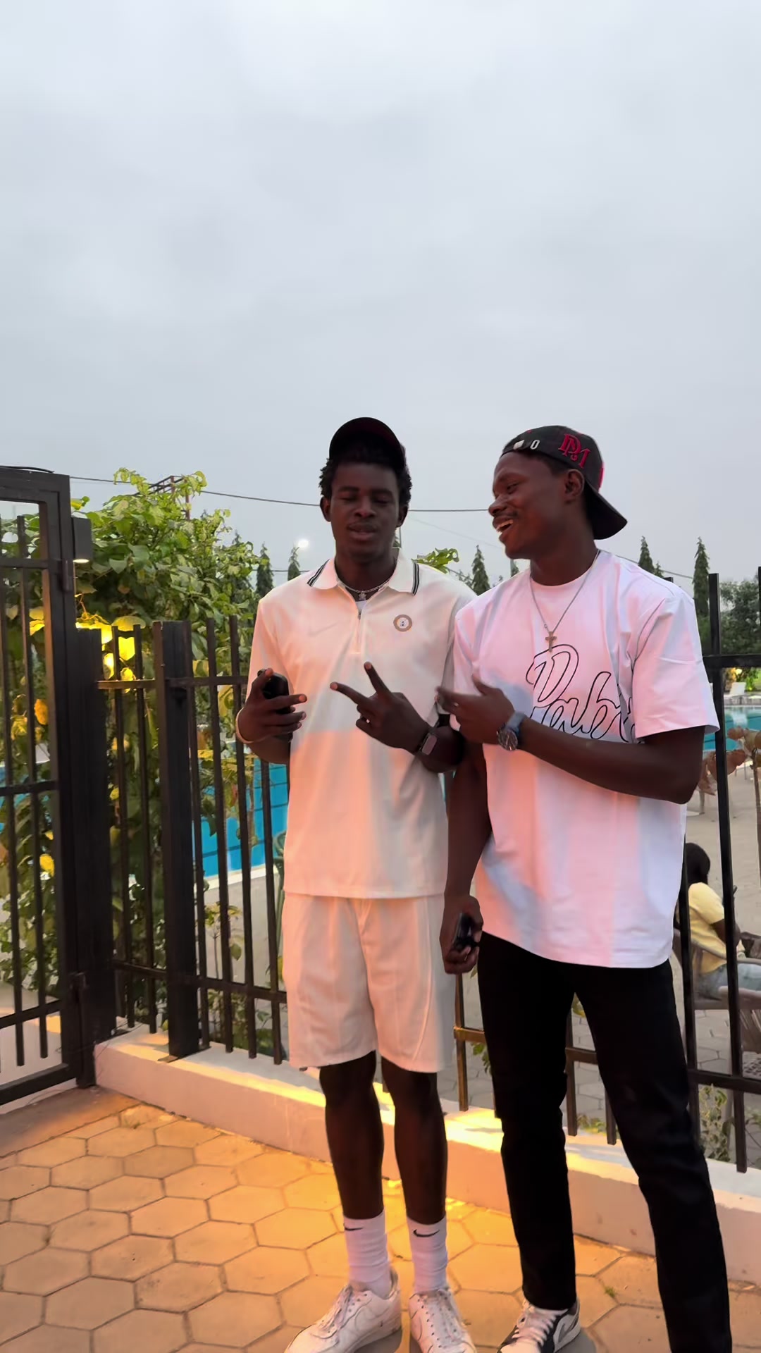 @Zara&iuml;.officiel