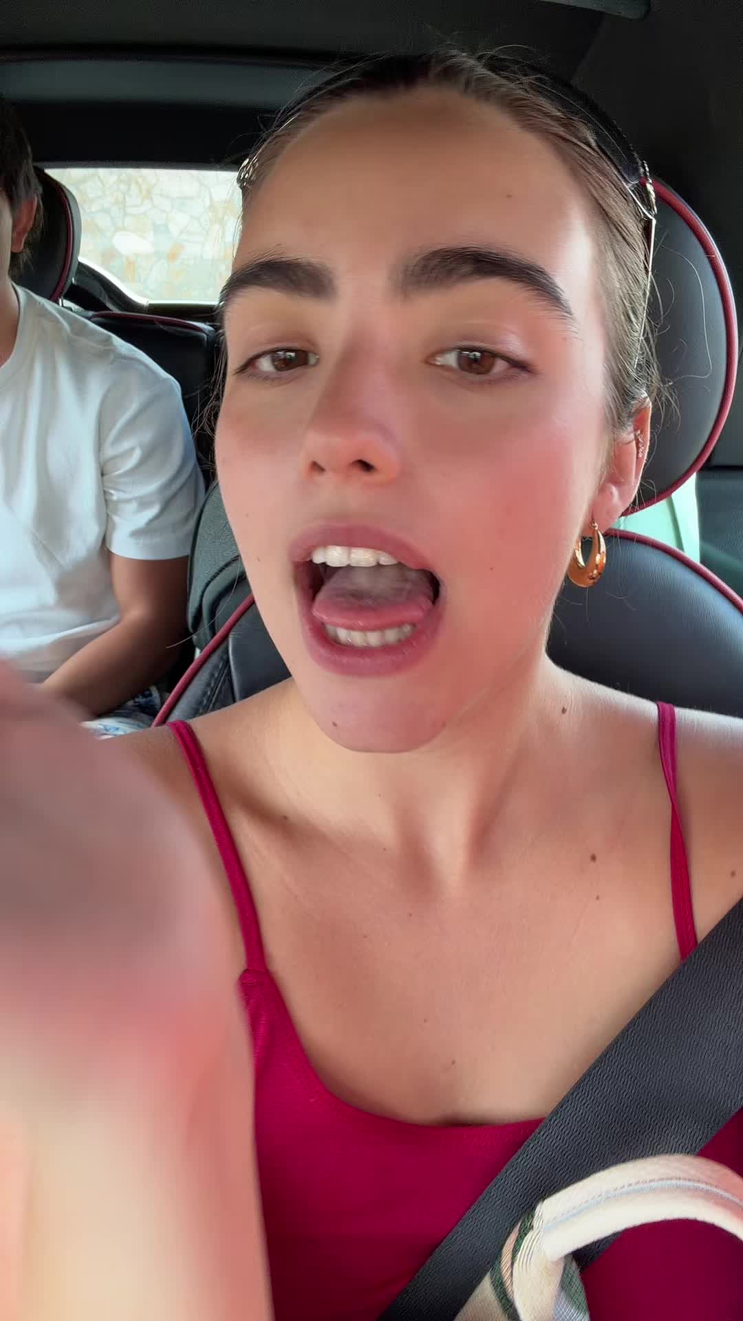 @Roseee