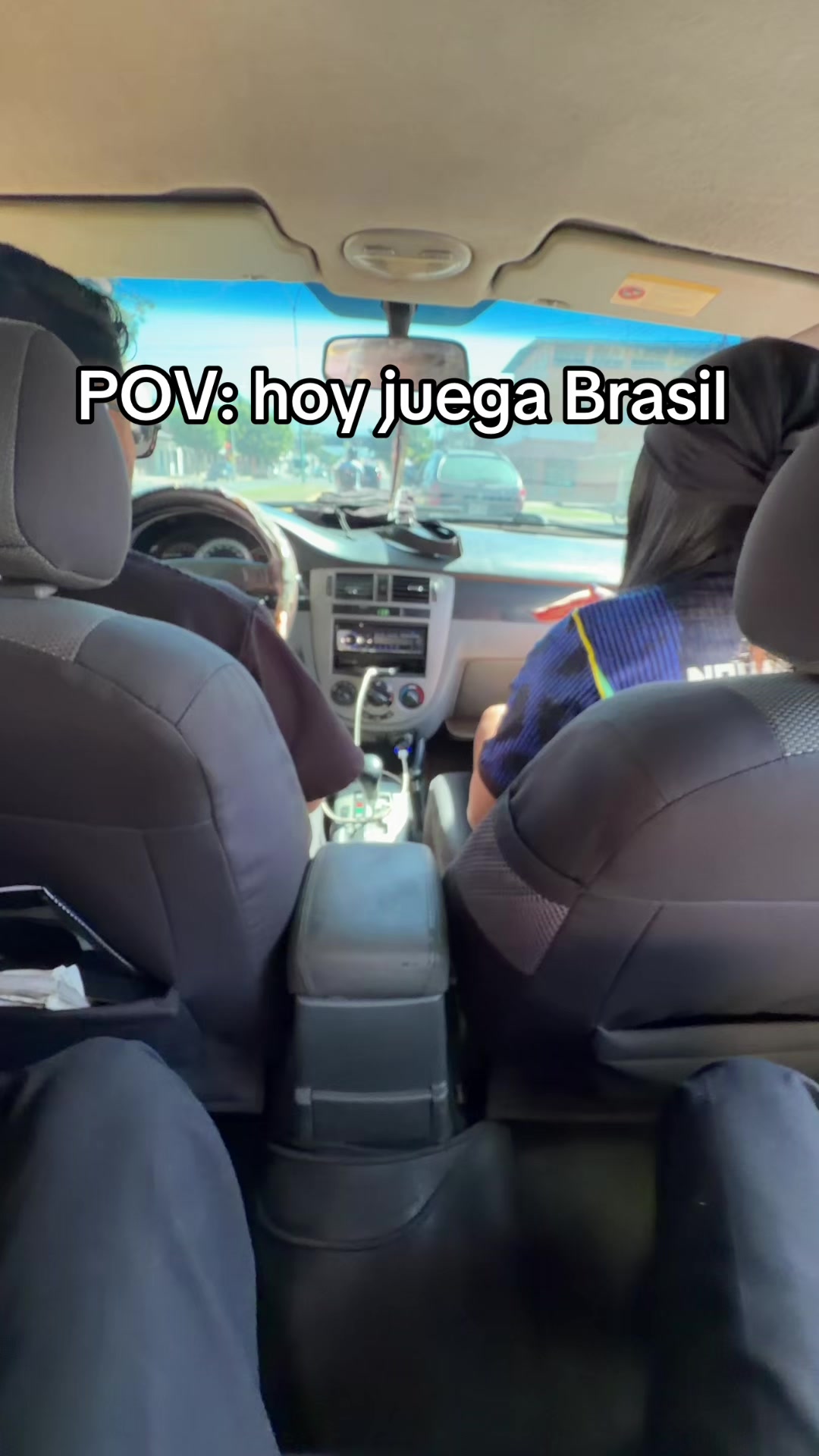 @Mónica Karina☕️
